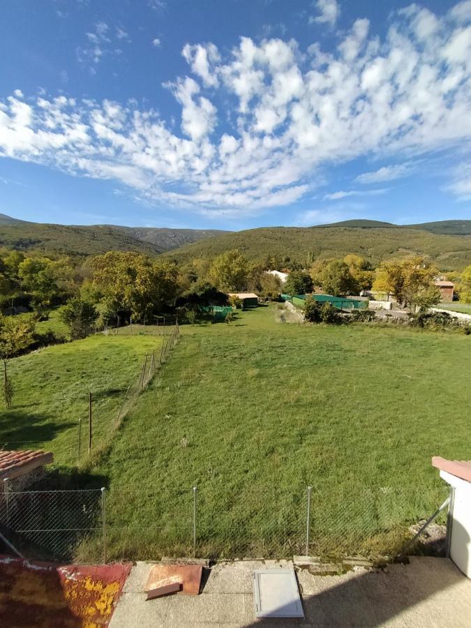 Apartamentos Rascafria Cerquilla Exterior foto